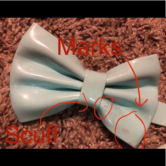 Wet Seal Set of Two Patent Bow Belts - Picture 11 of 11